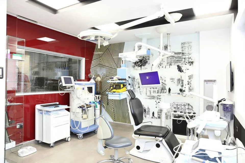 Tirana Albania Dental Center Veneers Porcelain Crowns